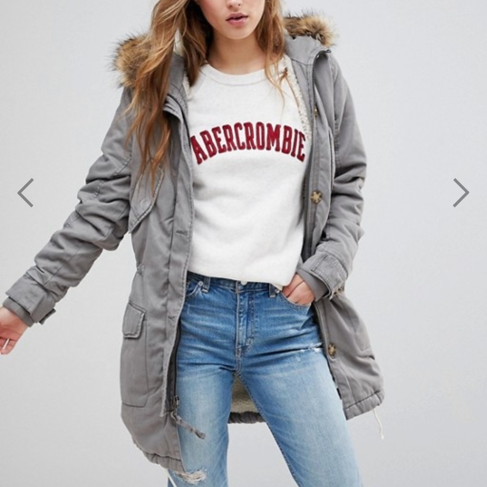 Abercrombie & Fitch Twill Faux Fur Lined Parka
